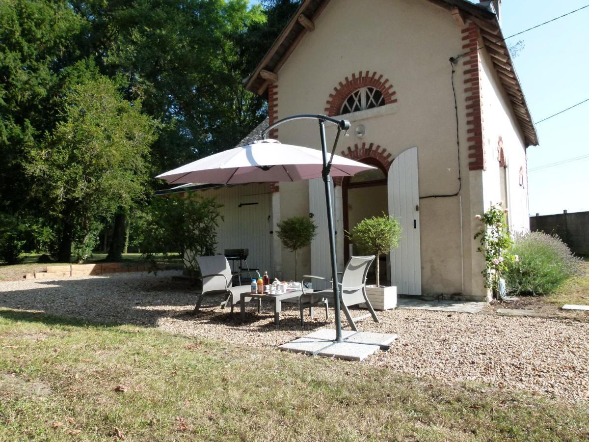 Le Grand Saint-Marc Bed & Breakfast Vendome Bagian luar foto