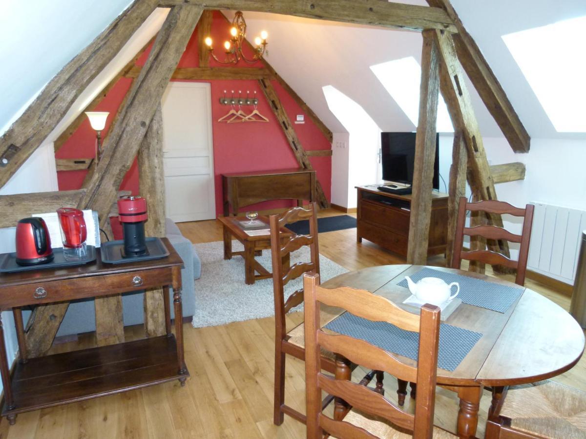 Le Grand Saint-Marc Bed & Breakfast Vendome Bagian luar foto