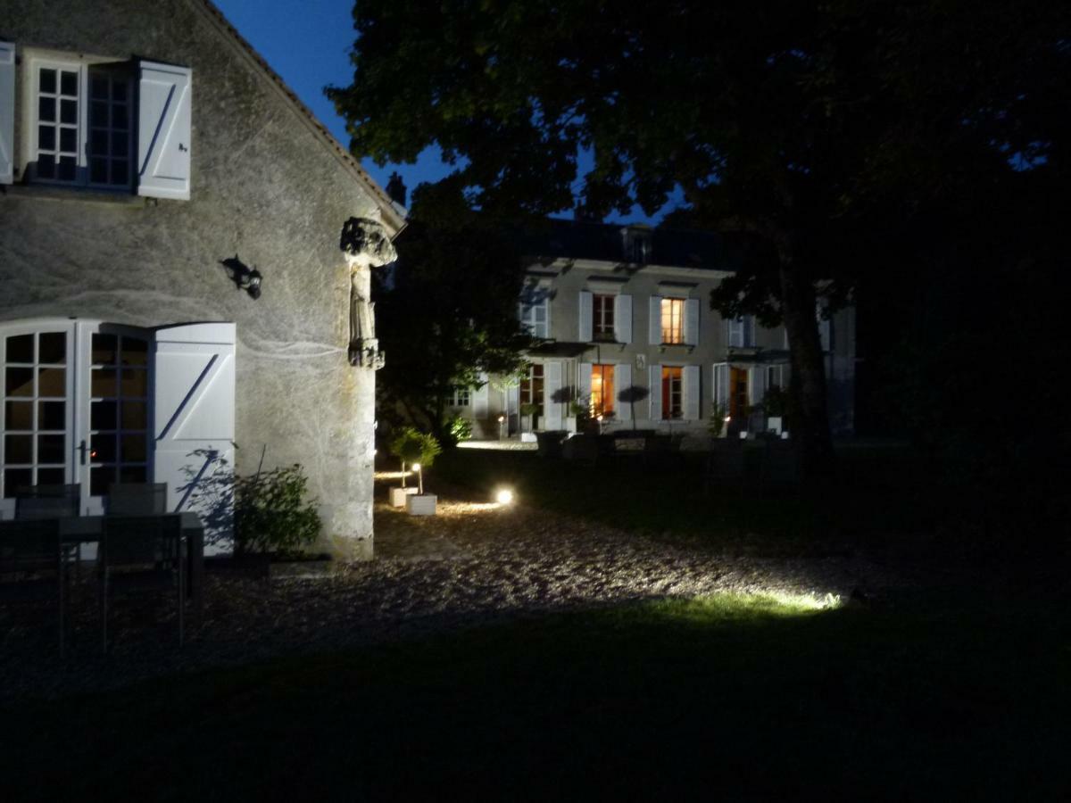 Le Grand Saint-Marc Bed & Breakfast Vendome Bagian luar foto
